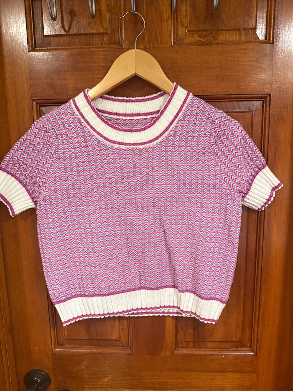 Women’s Short Sleeve Knit Top - Pink & White